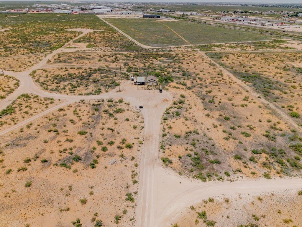 20 acres in Ector County - photo 37