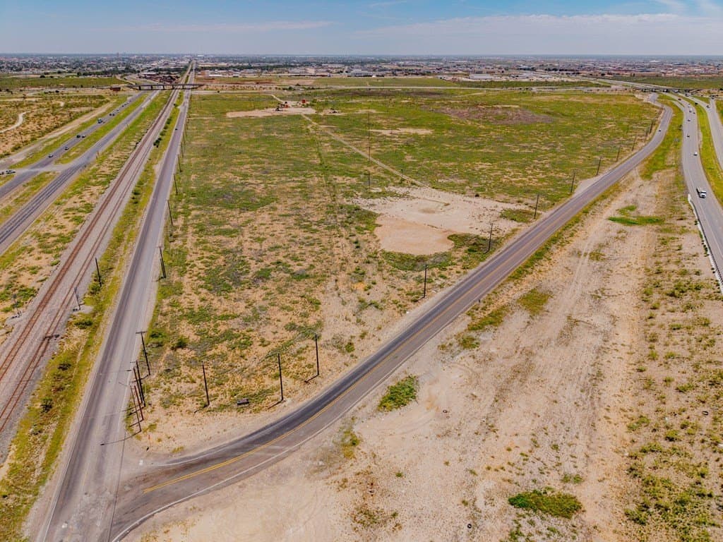 20 acres in Ector County - photo 39