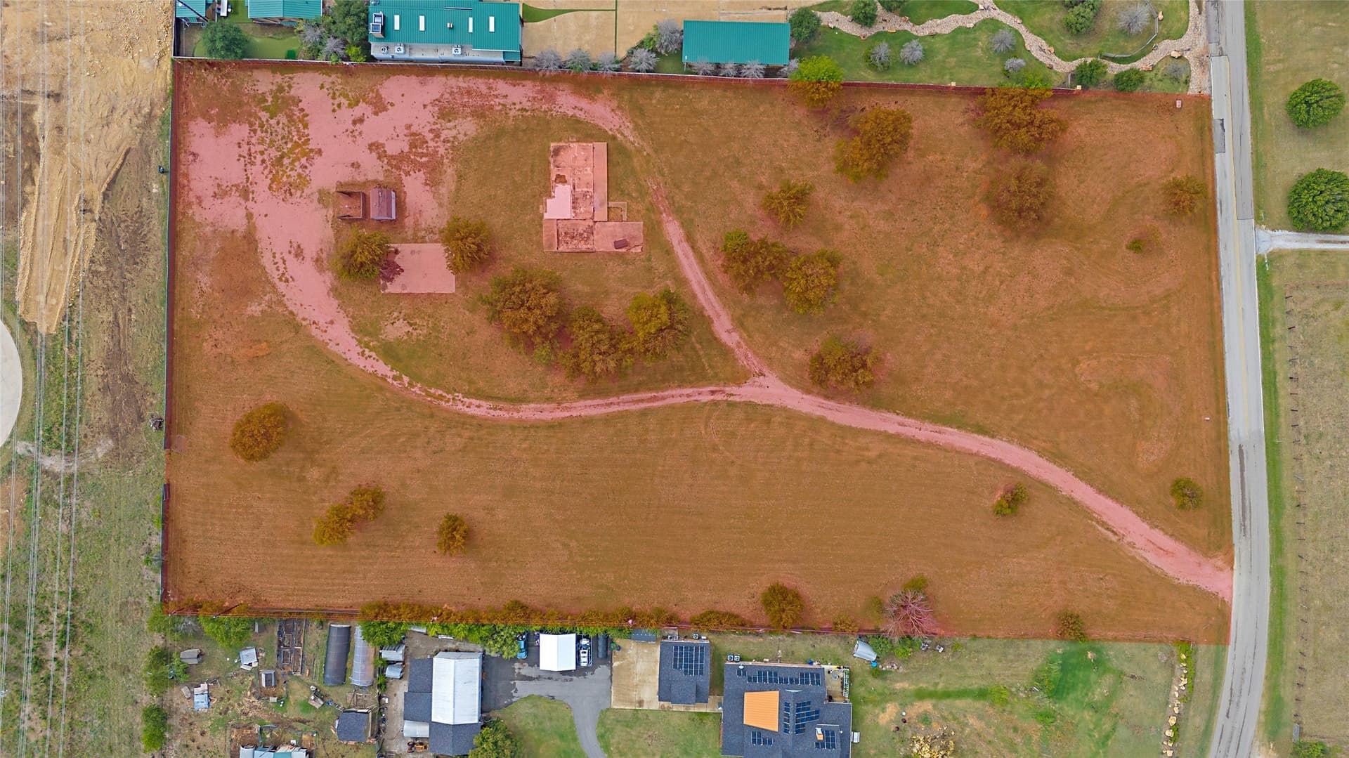 4.77 acres in Tarrant County gallery image 3