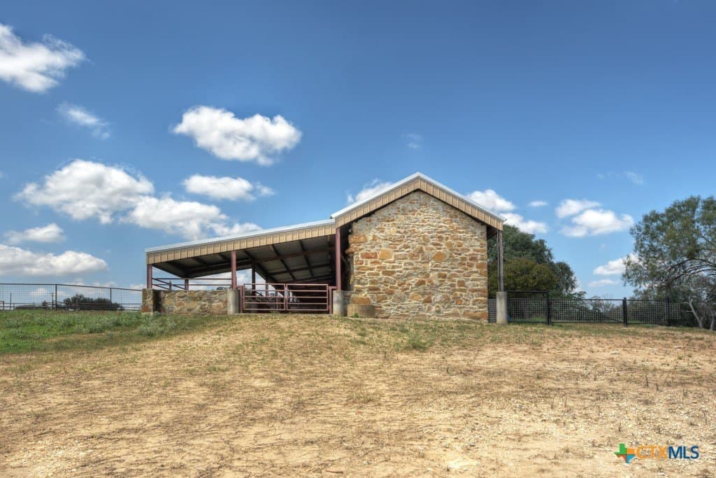100 acres in Bexar County - photo 41