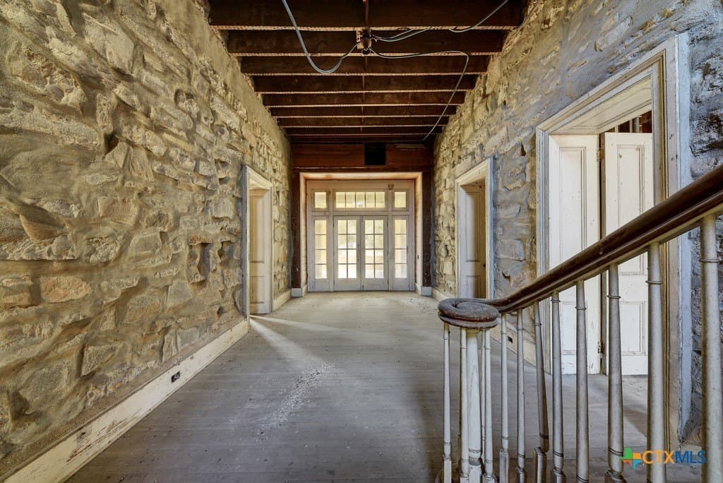 100 acres in Bexar County - photo 16