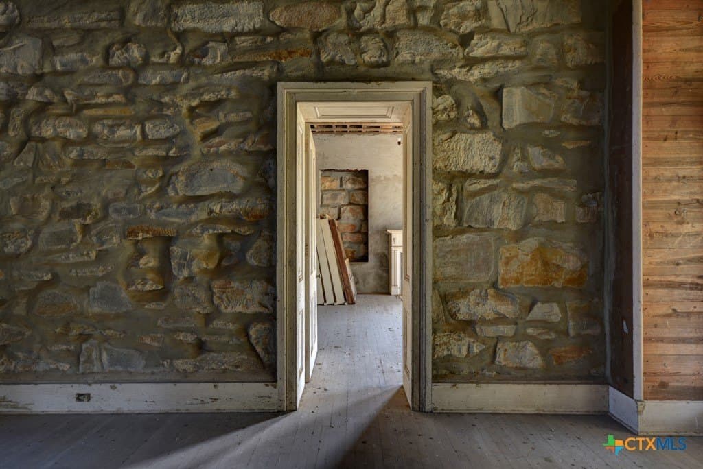 100 acres in Bexar County - photo 21