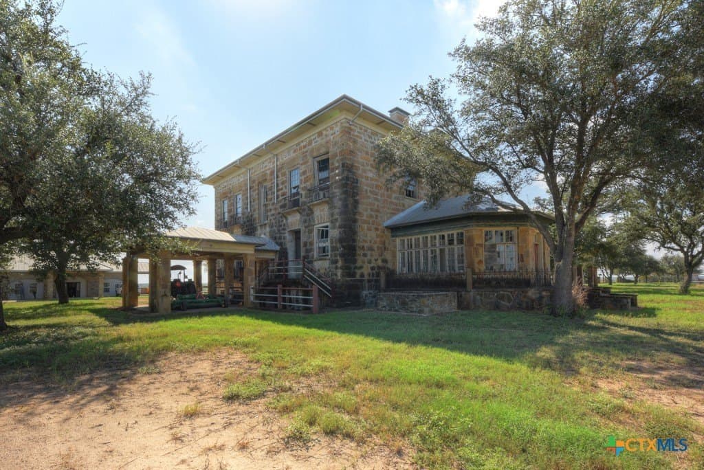100 acres in Bexar County - photo 27