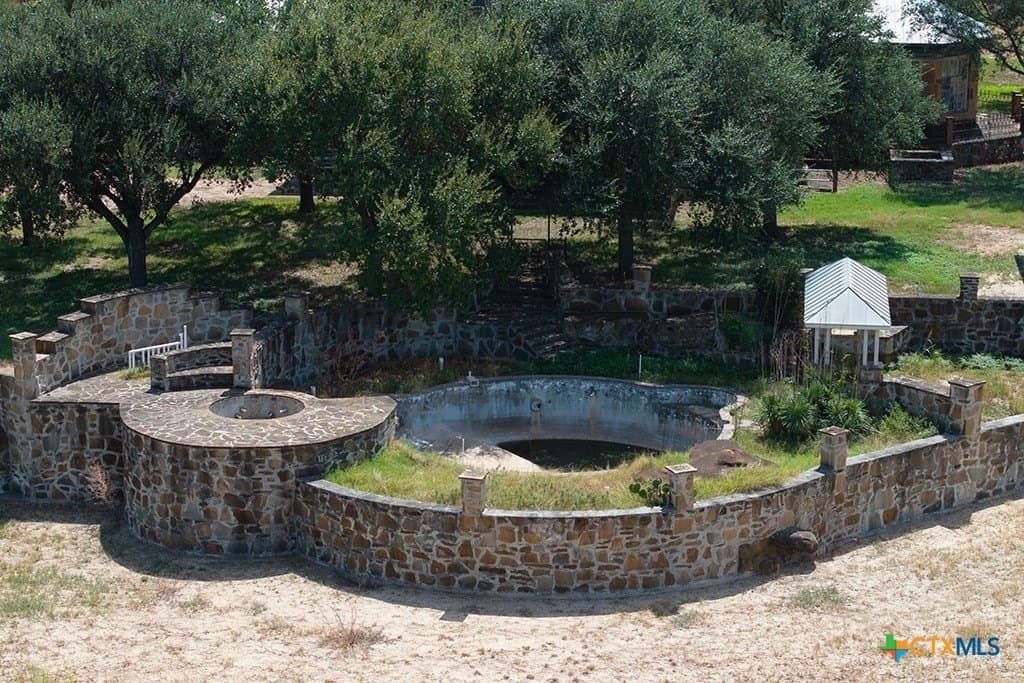 100 acres in Bexar County - photo 30
