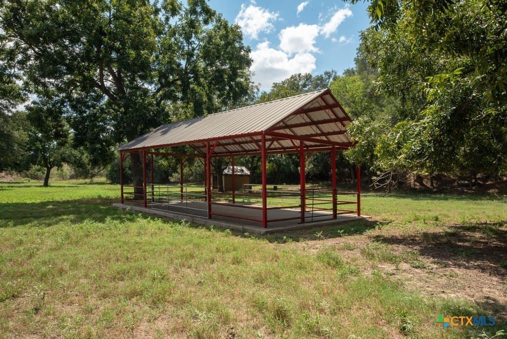100 acres in Bexar County - photo 45