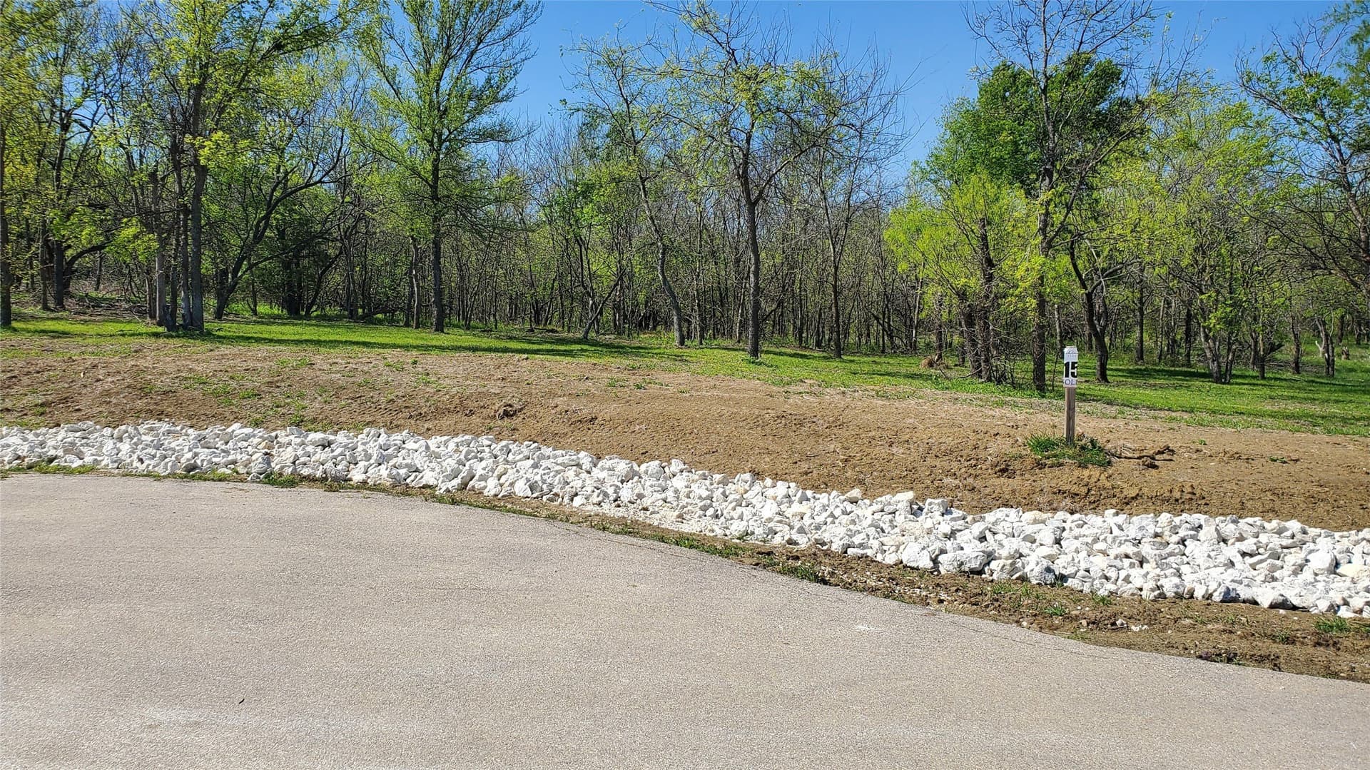 1.01 acres in Navarro County - photo 3