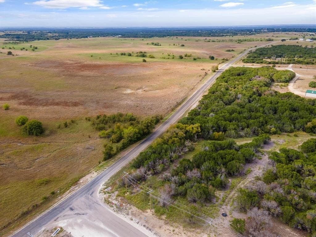 1.05 acres in Somervell County gallery image 2