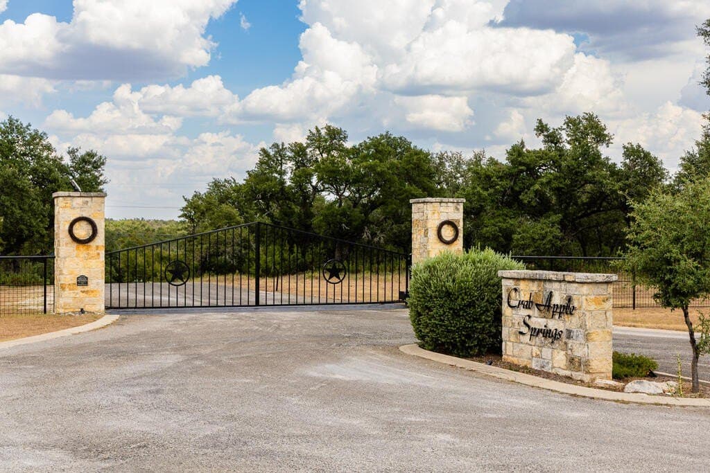 14.83 acres in Gillespie County - photo 15