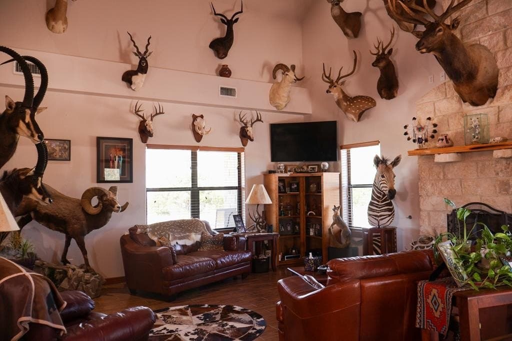 154 acres in Edwards County - photo 10