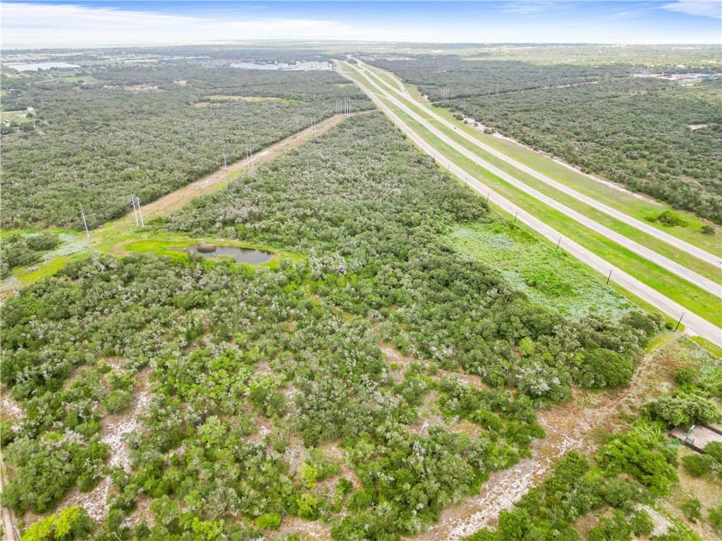 21.59 acres in Aransas County - photo 9