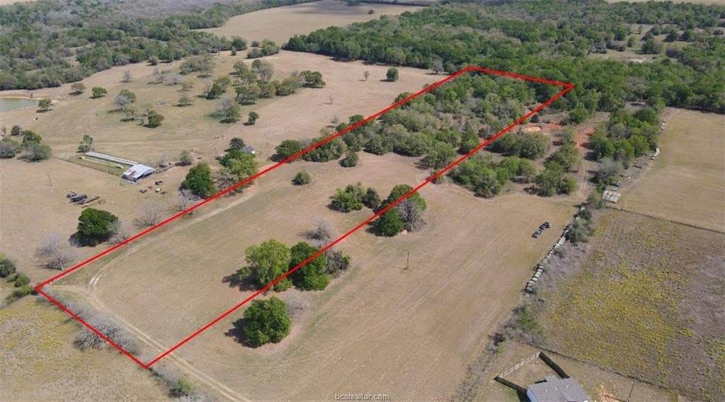 8.82 acres in Milam County - photo 2