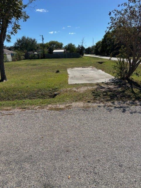 0.27 acres in Palacios Area County gallery image 3