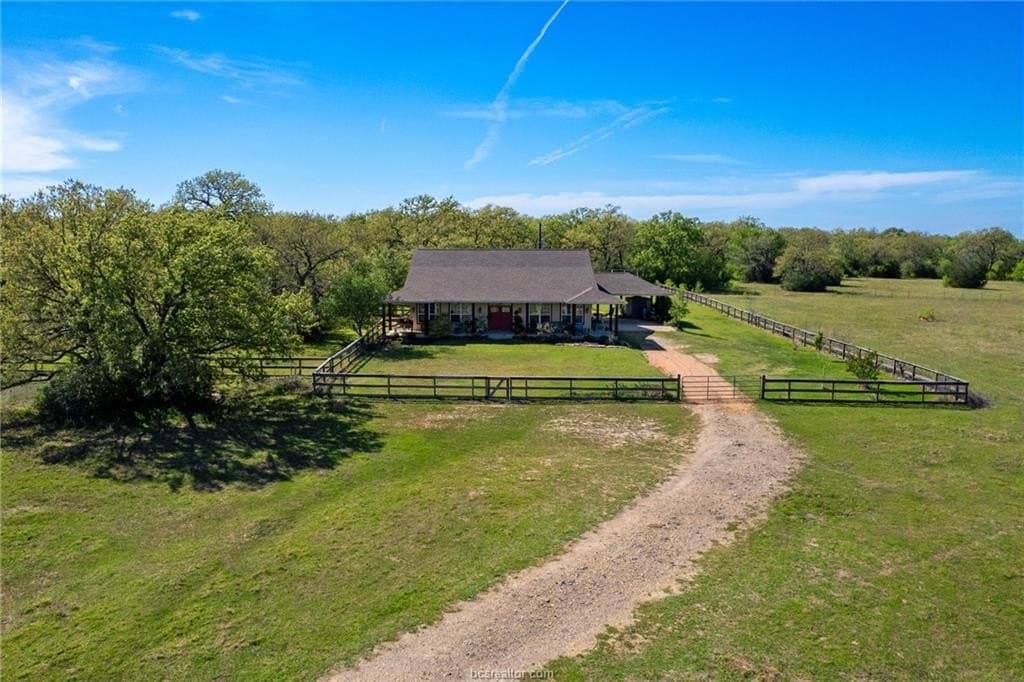 17.64 acres in Burleson County - photo 2