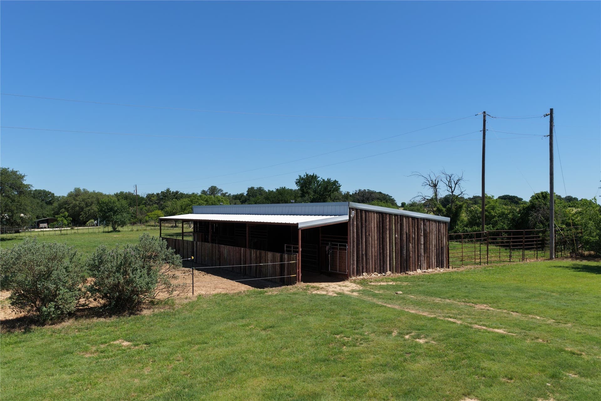 21.63 acres in Comanche County gallery image 3