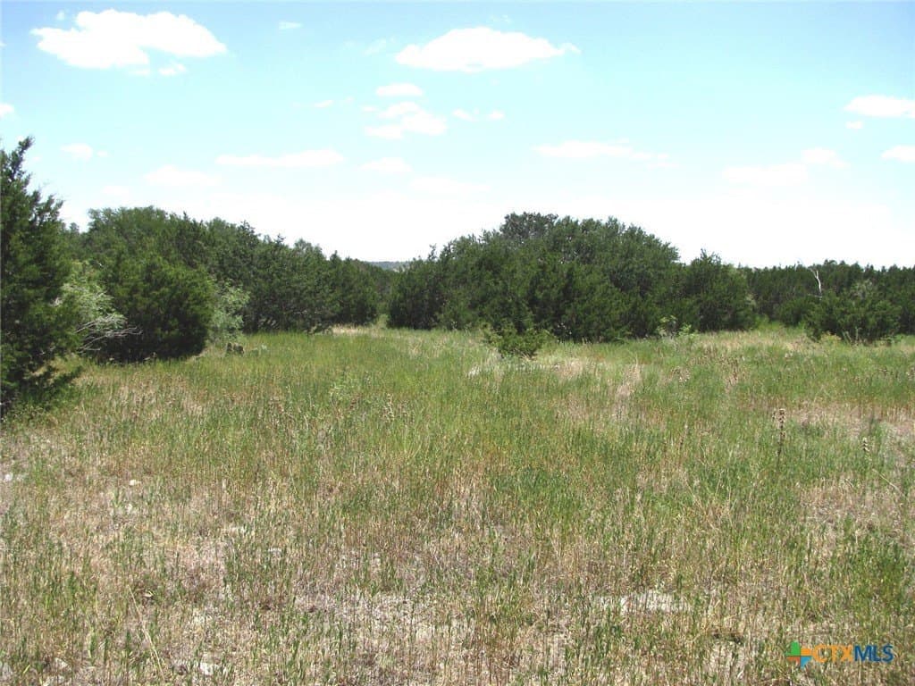 20 acres in Hamilton County - photo 2