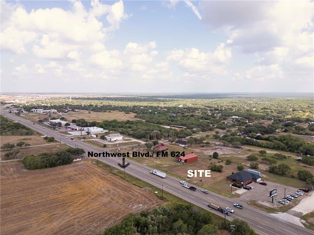 1.03 acres in Nueces County gallery image 2