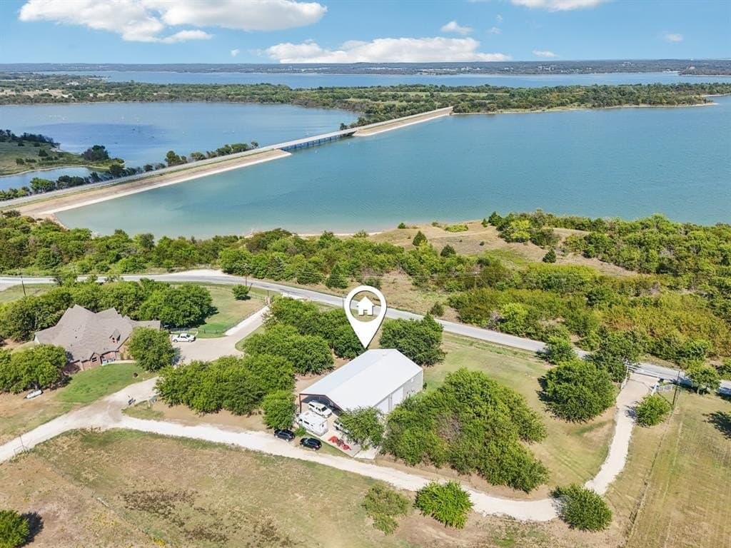 11.89 acres in Cooke County
