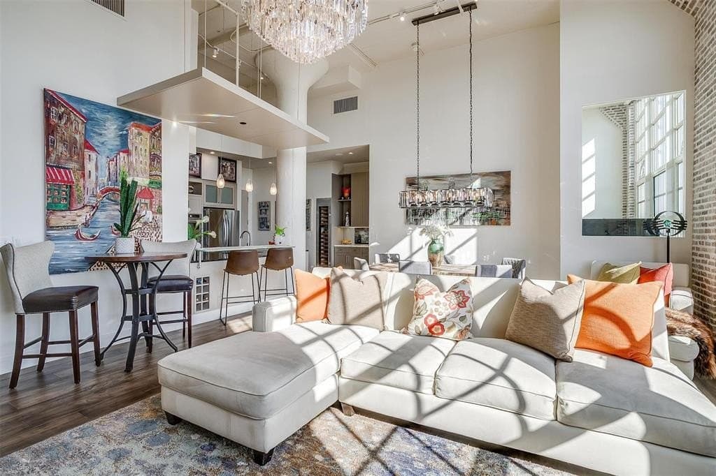 10.68 acres in Tarrant County gallery image 2