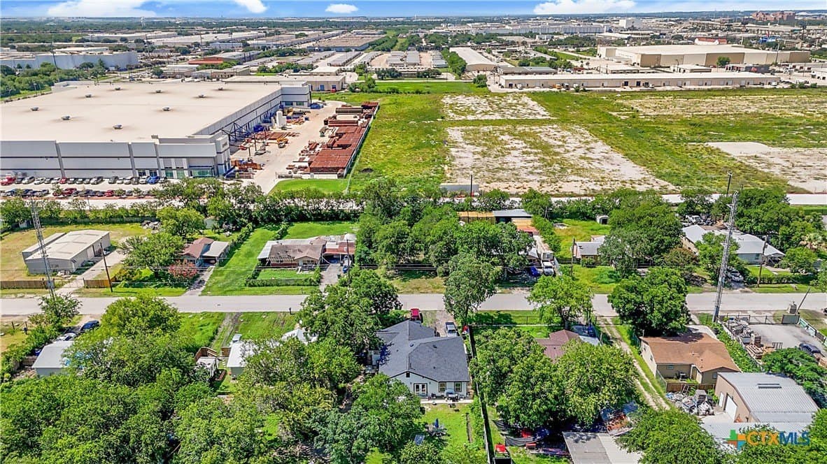 0.25 acres in Bexar County featured view