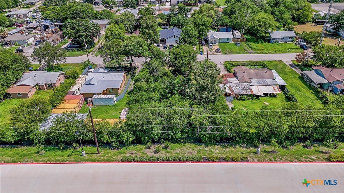 0.25 acres in Bexar County - photo 8