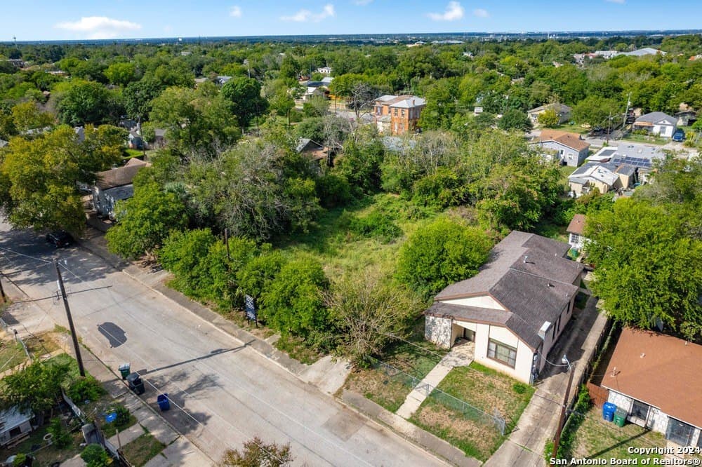 0.36 acres in Bexar County gallery image 3