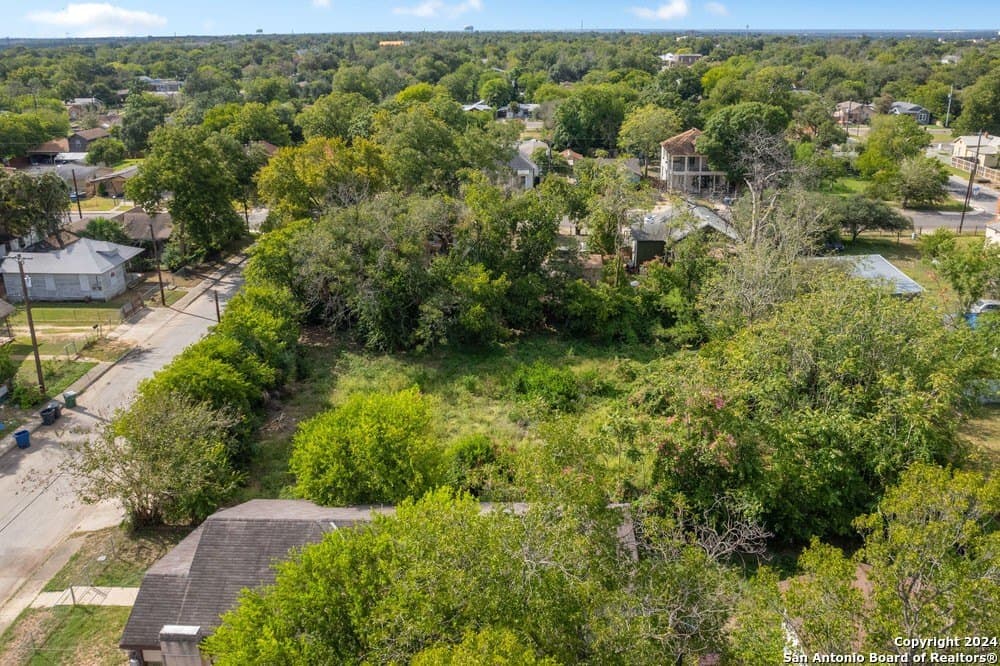 0.36 acres in Bexar County gallery image 4