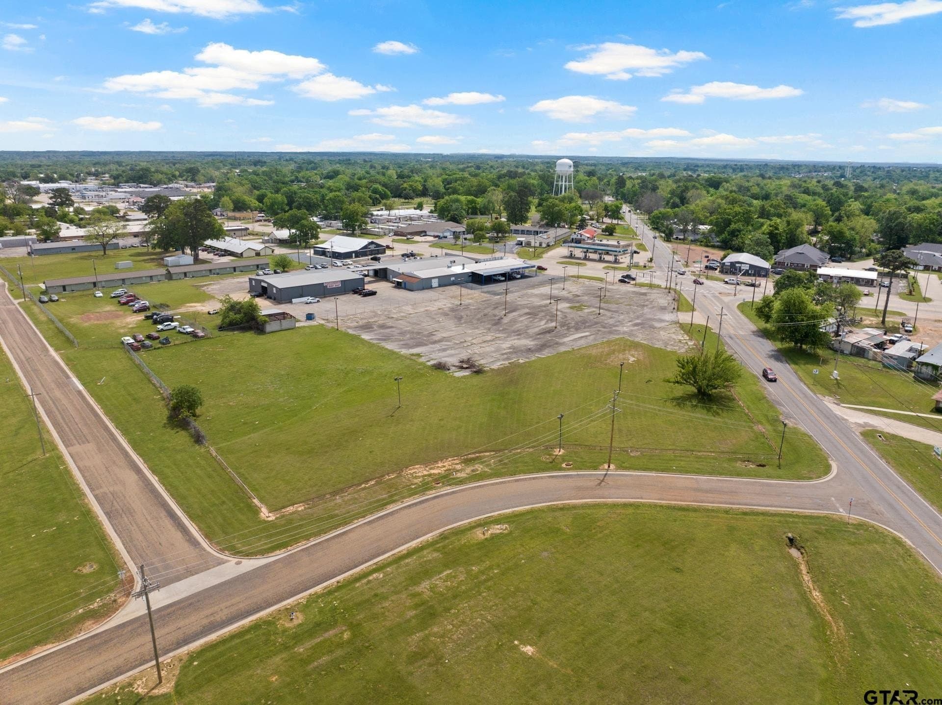 3.78 acres in Titus County gallery image 3