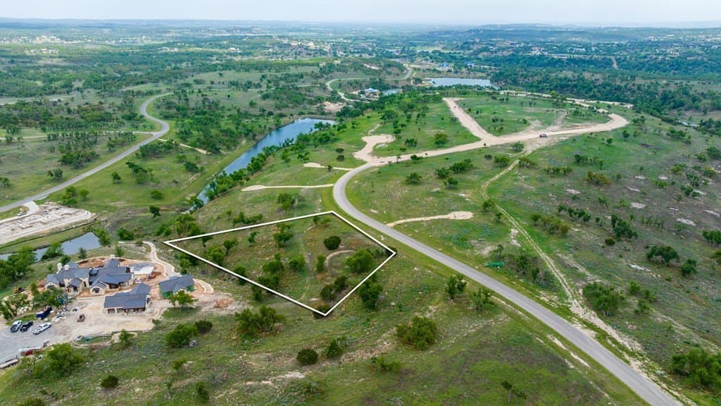 1.6 acres in Gillespie County gallery image 3
