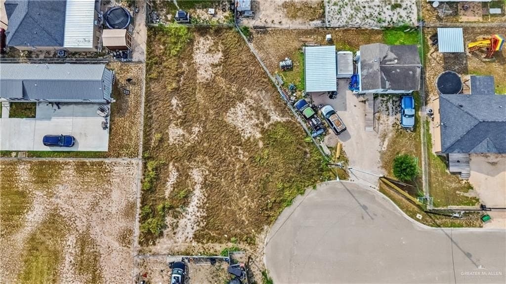 0.2 acres in Hidalgo County - photo 8