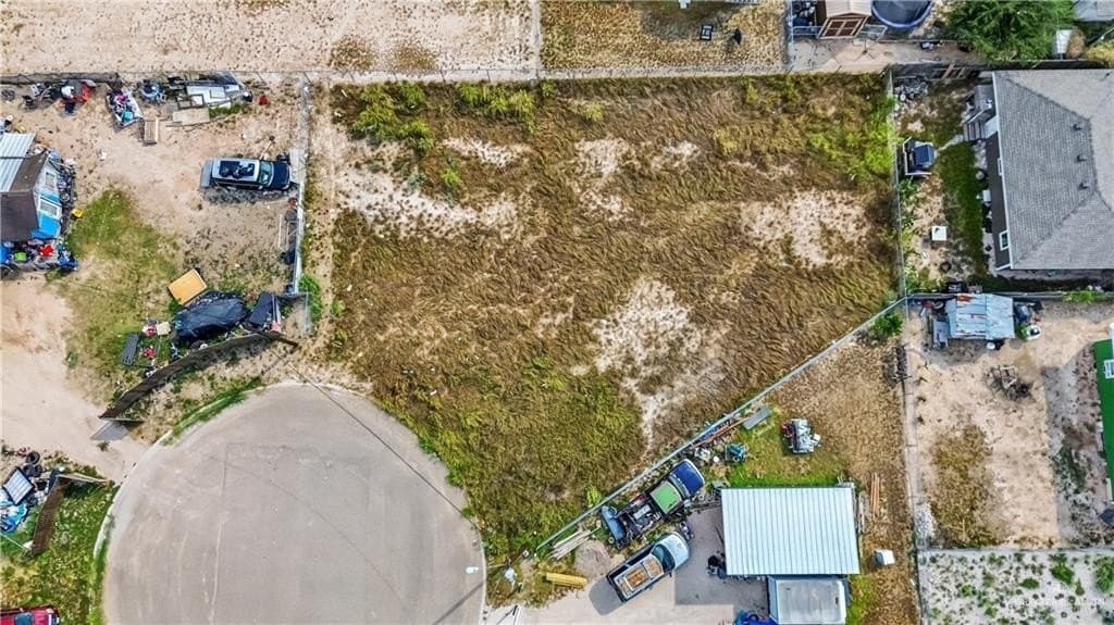0.2 acres in Hidalgo County - photo 7