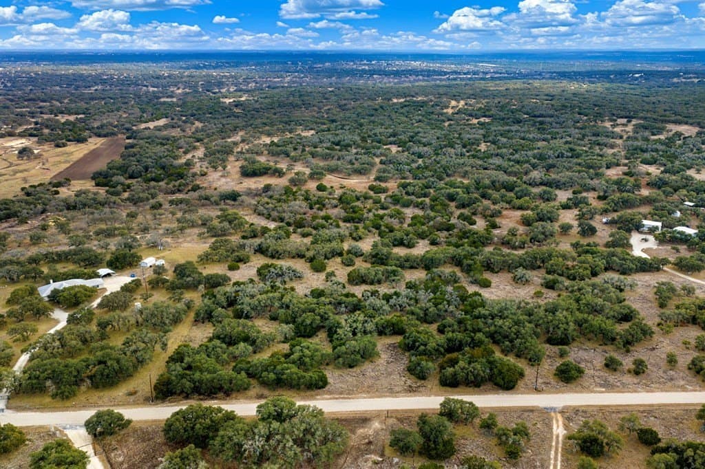 10.03 acres in Kerr County gallery image 2