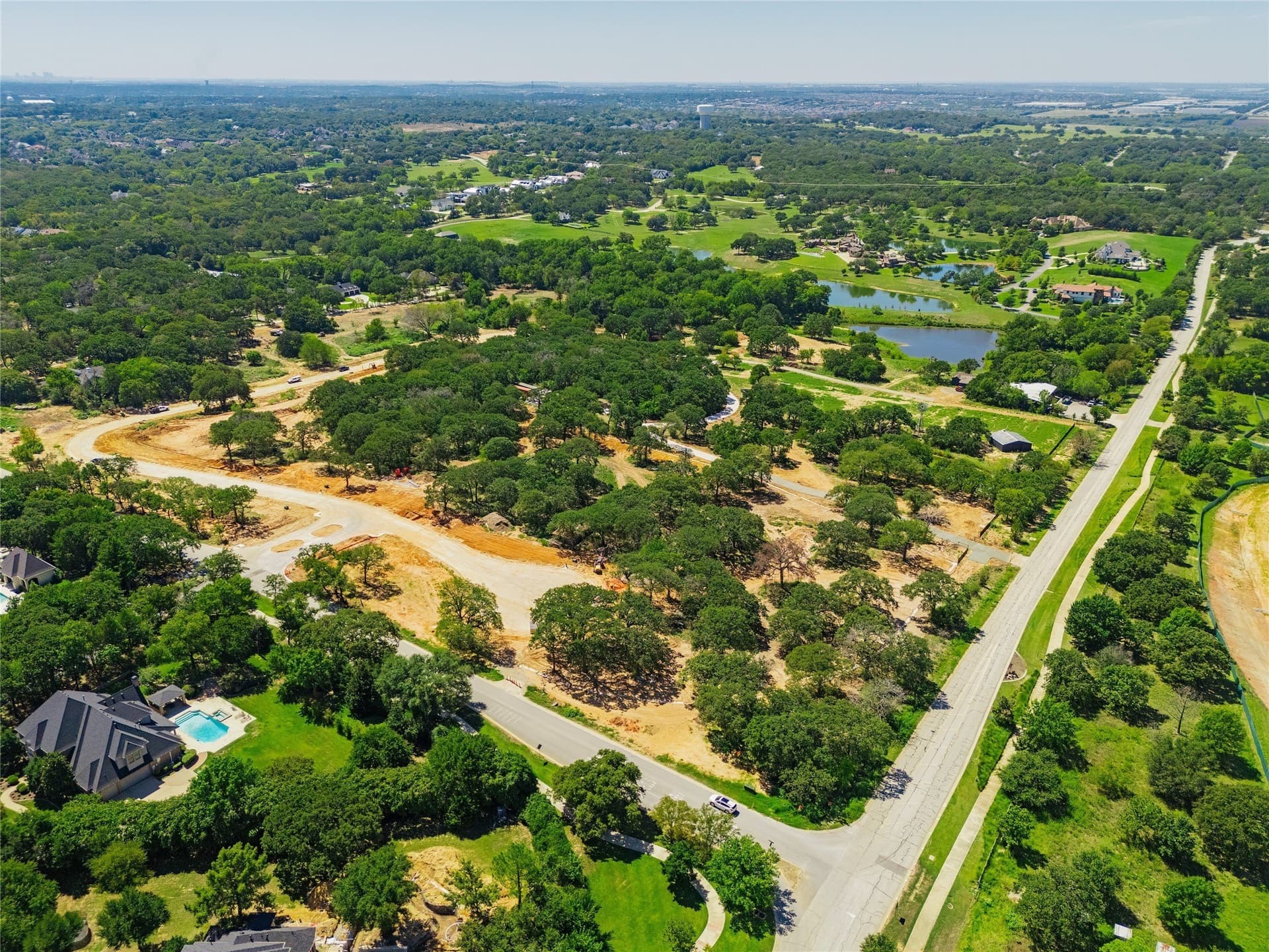 1.01 acres in Tarrant County gallery image 2