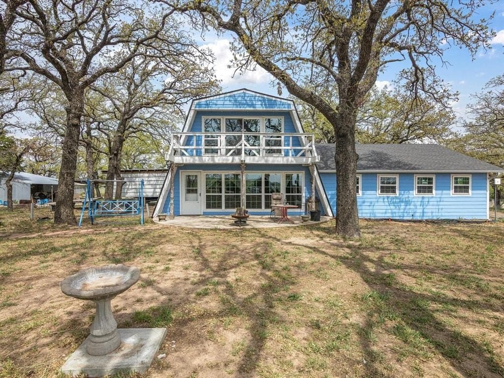 11.9 acres in Wise County