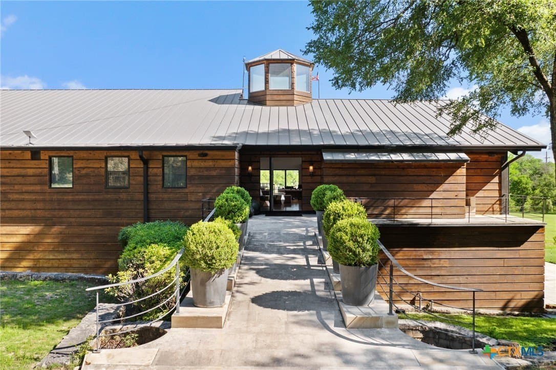471 acres in Hays County - photo 7