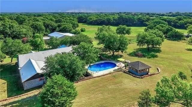 15.95 acres in Grayson County