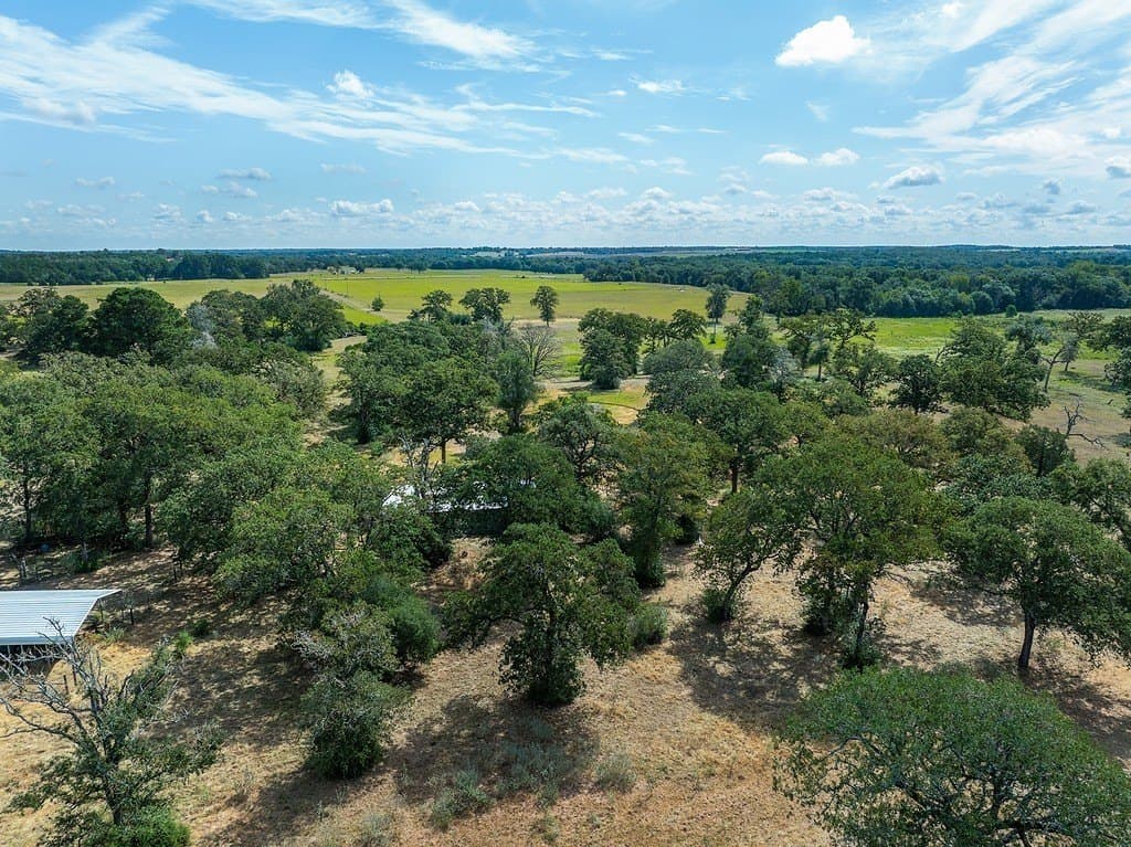 14.72 acres in Bastrop County - photo 4