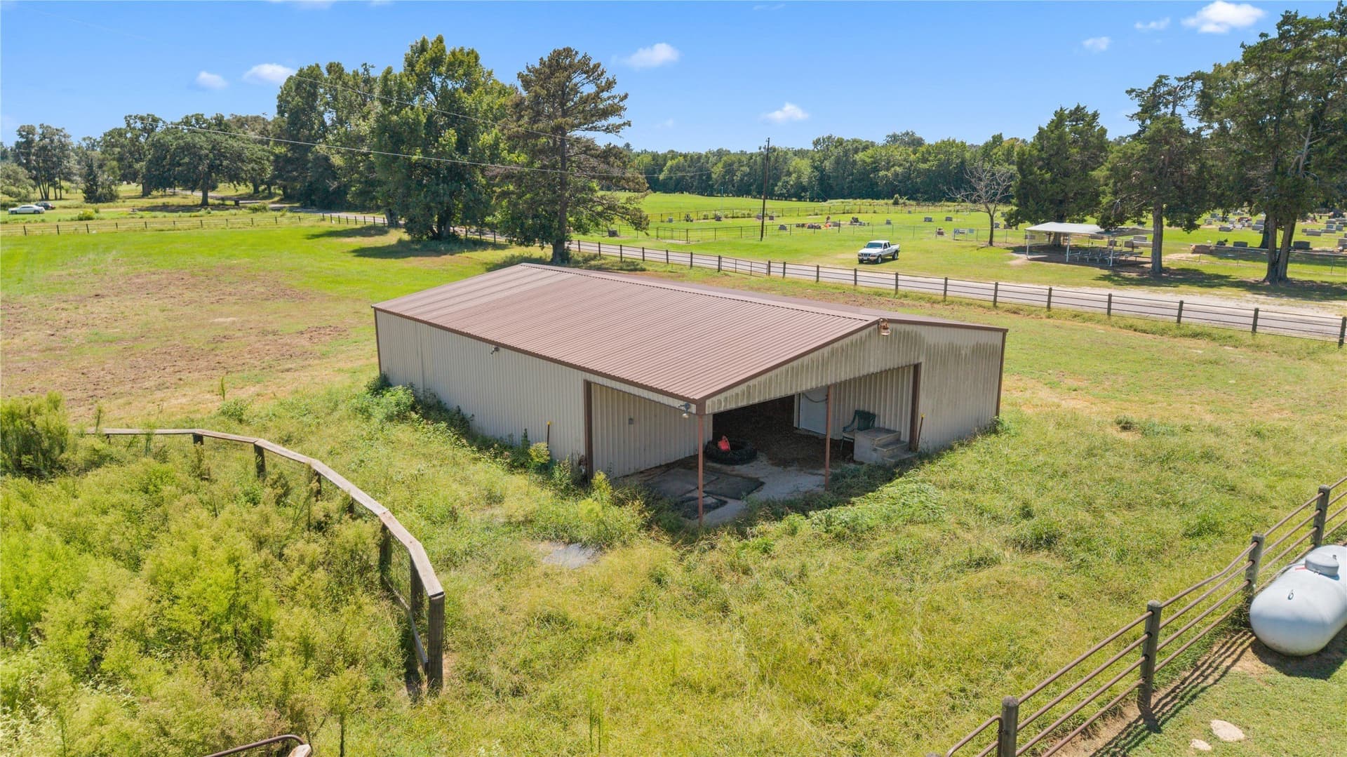 10 acres in Red River (TX) County - photo 7