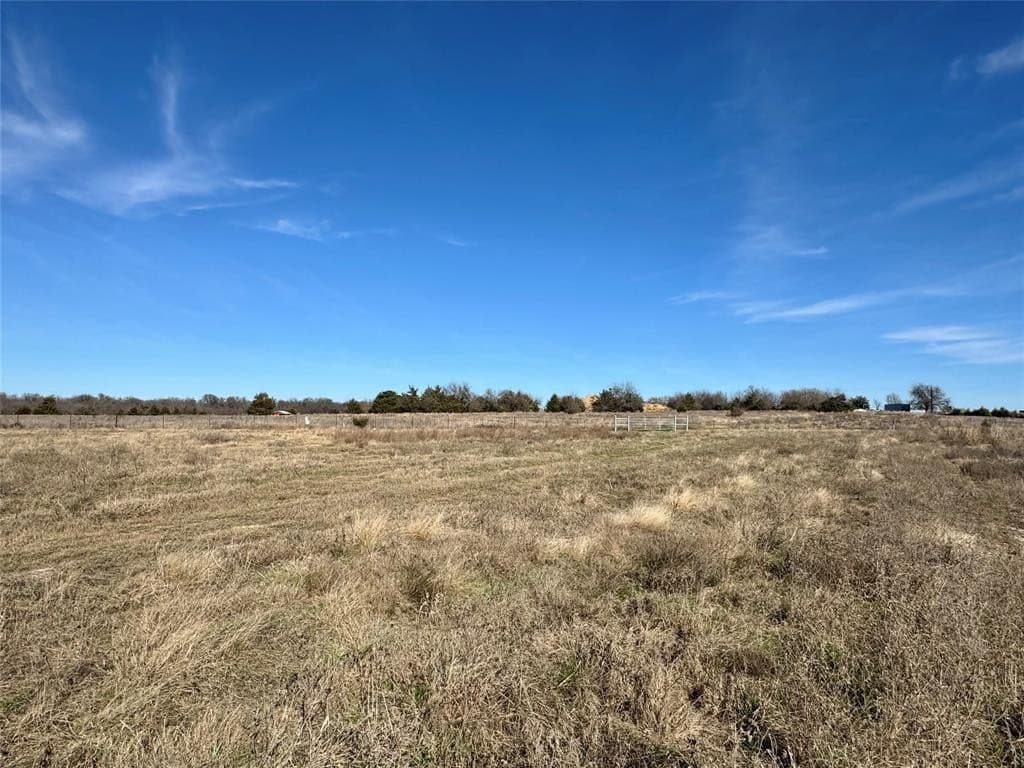 1.75 acres in Hunt County featured view