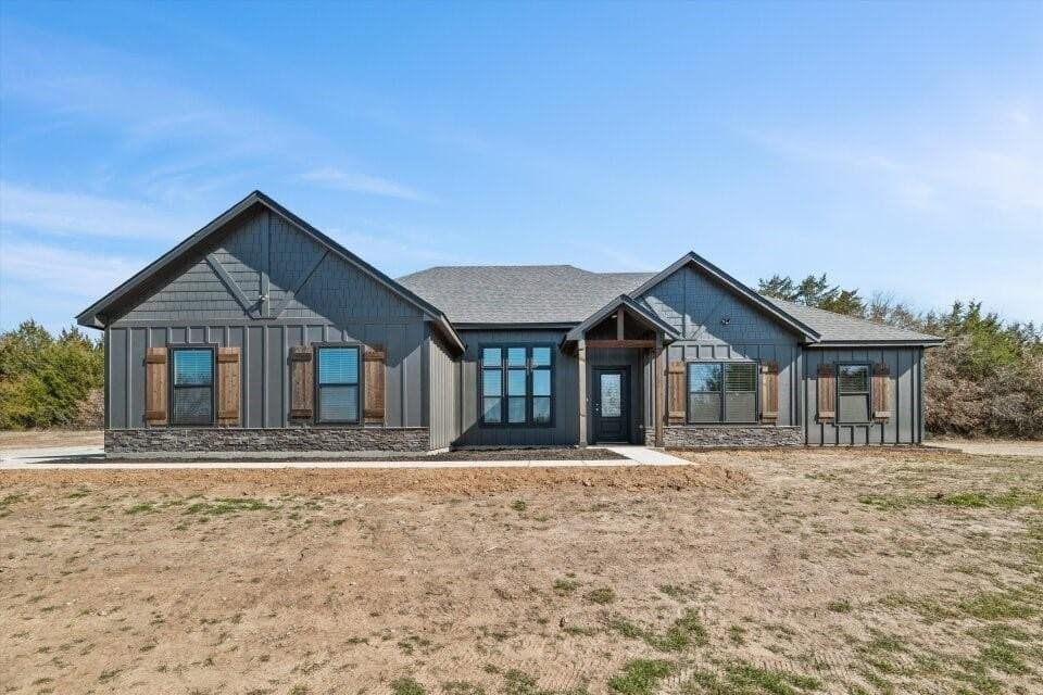 20 acres in Montague County