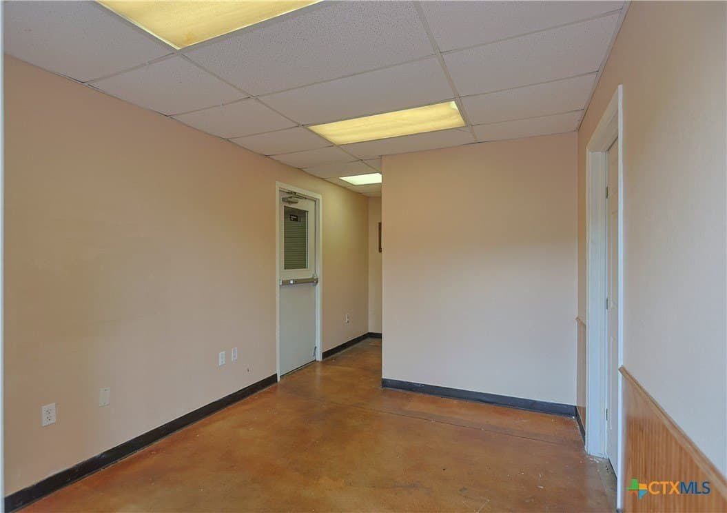 17.94 acres in Comal County gallery image 4