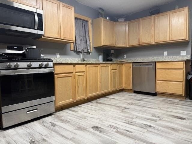 15.5 acres in Hill County gallery image 3