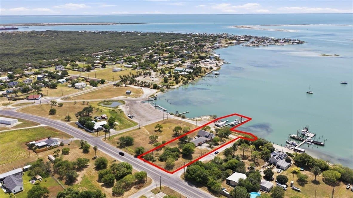 50,825 acres in San Patricio County - photo 43