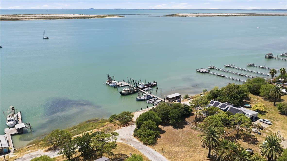50,825 acres in San Patricio County - photo 35