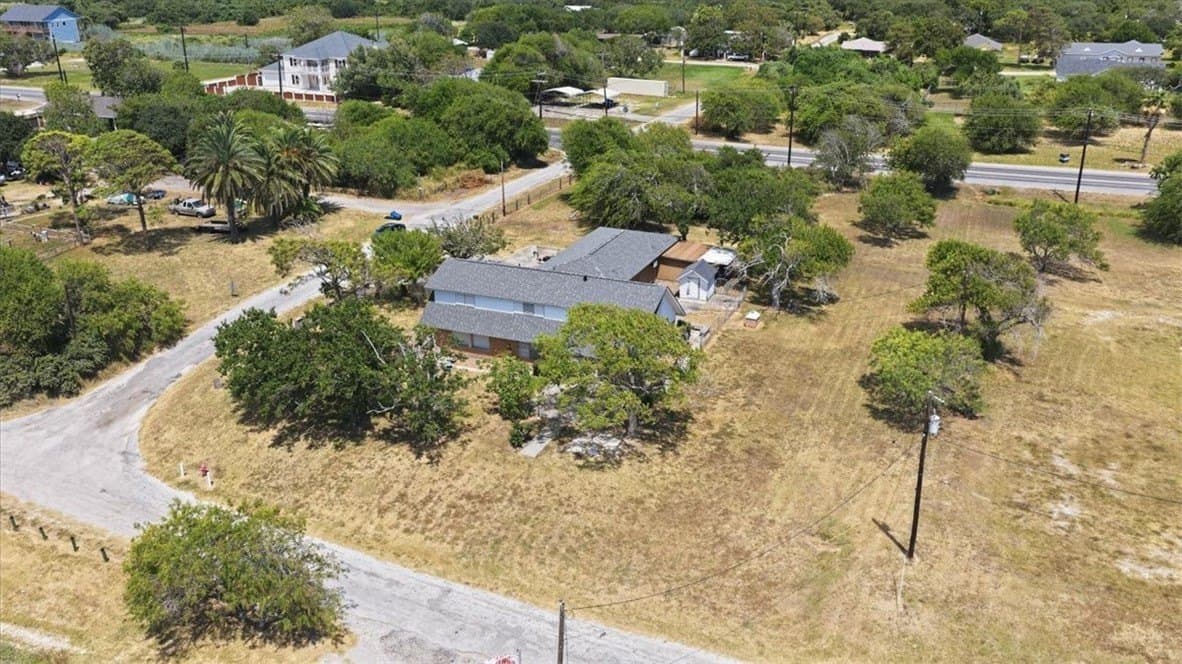 50,825 acres in San Patricio County - photo 8