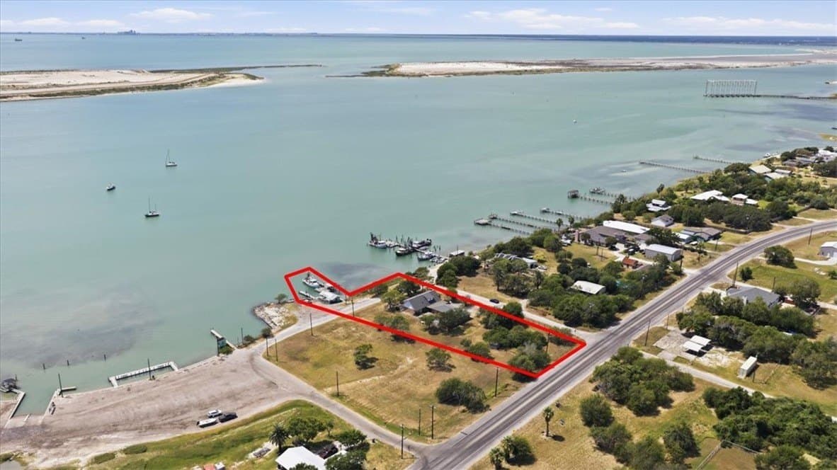50,825 acres in San Patricio County - photo 44