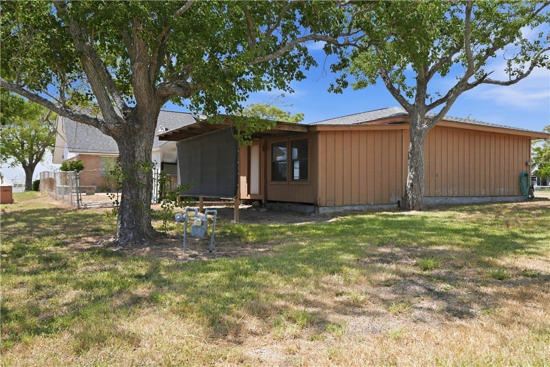 50,825 acres in San Patricio County - photo 32