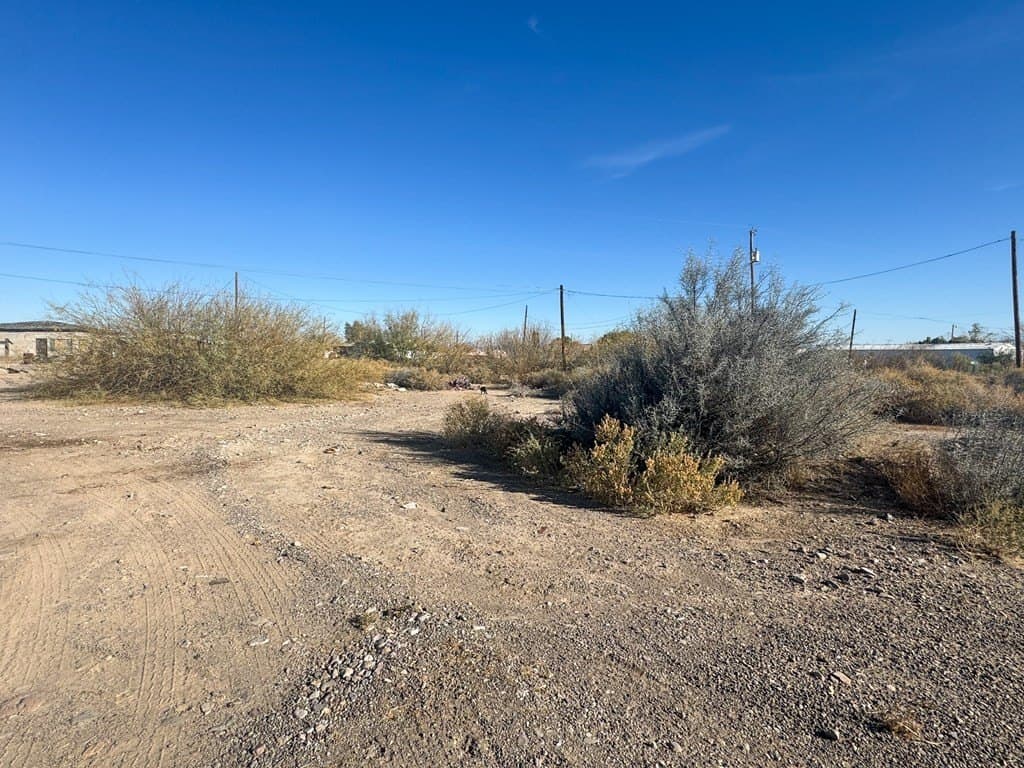 1.01 acres in Presidio County gallery image 3