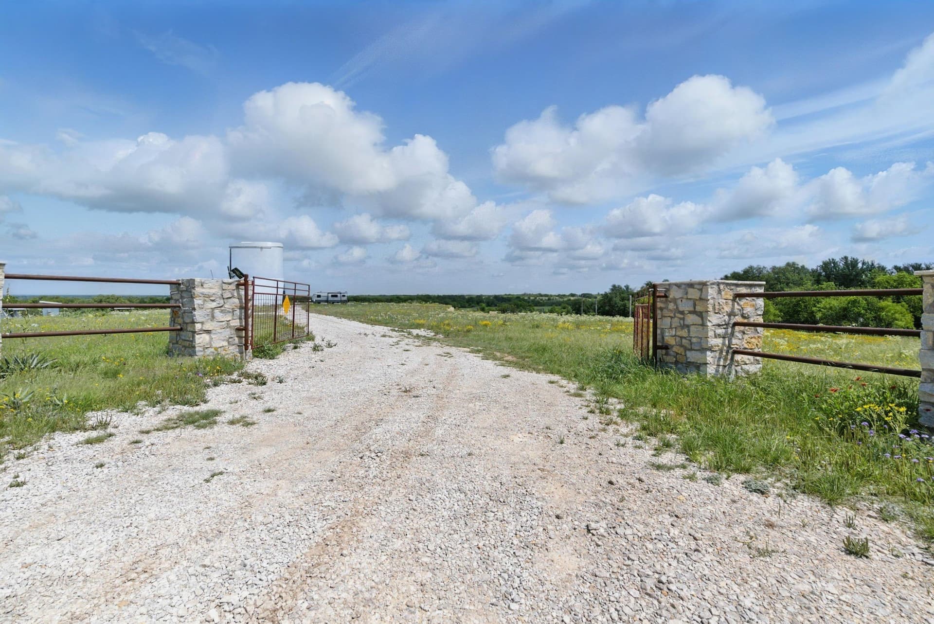 21.67 acres in Comanche County gallery image 3