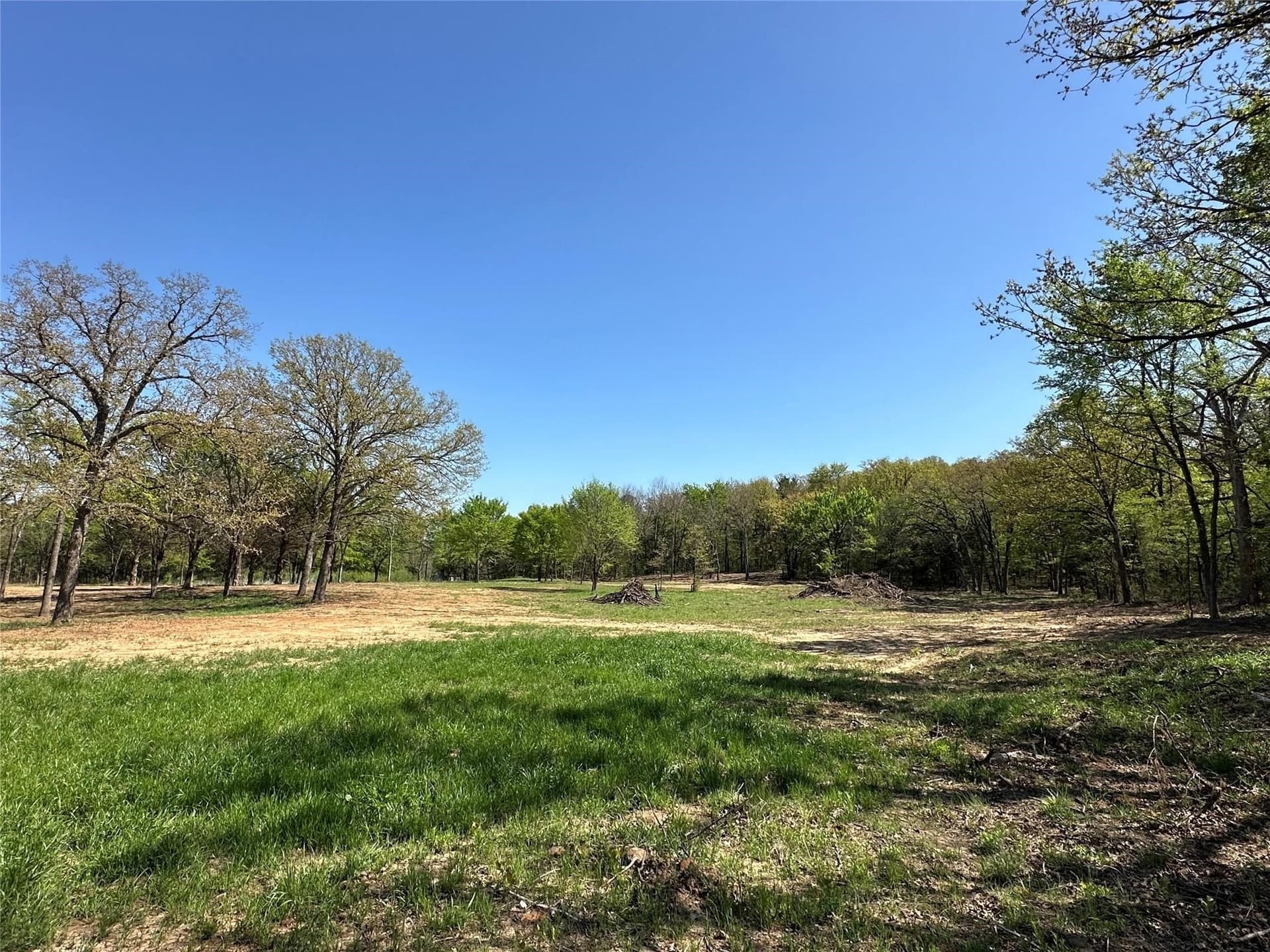 1.25 acres in Cooke County