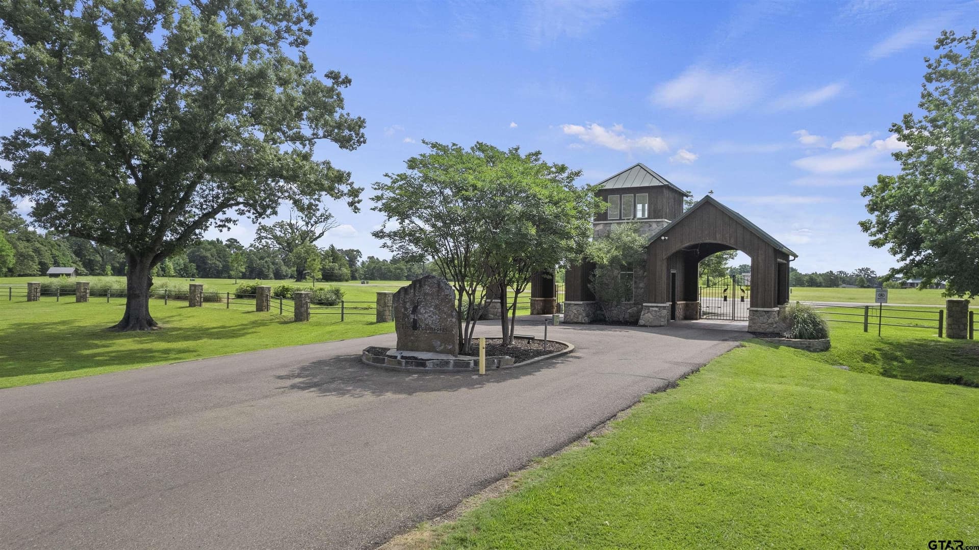 1.09 acres in Titus County - photo 18